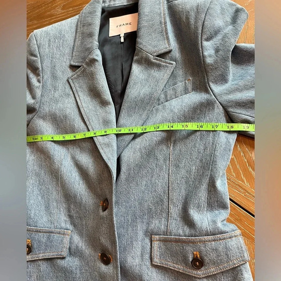 FRAME The Femme Denim Blazer Size 6 - Picture 11 of 14